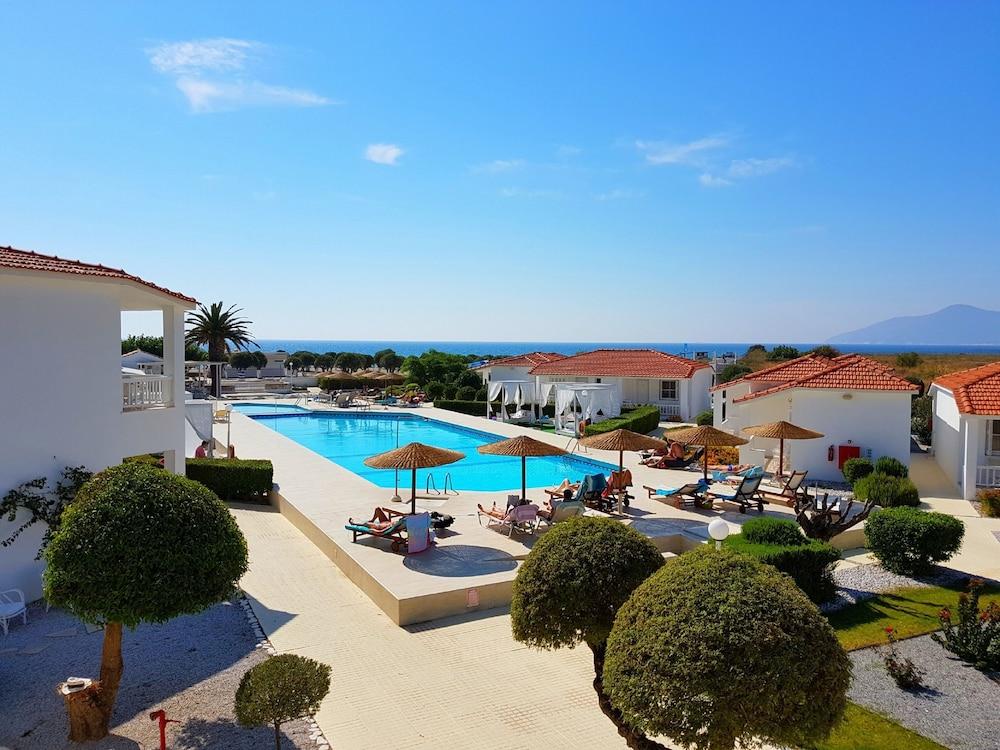Fito Aqua Bleu Resort Pythagorion Exteriér fotografie